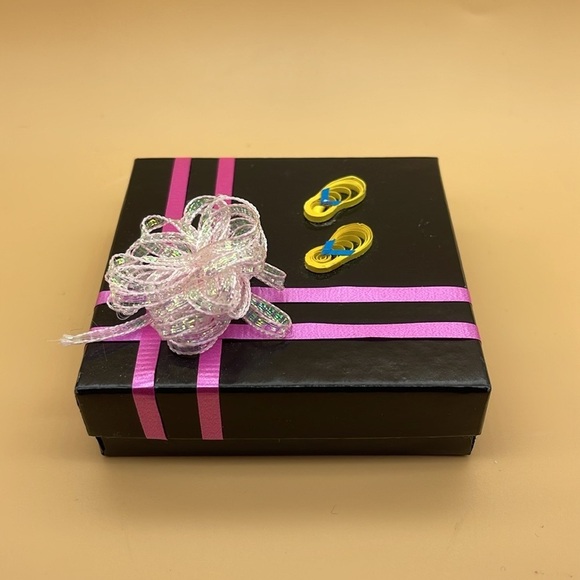 Cookie Lee Rhinestone Stretch Bracelet and Ring Set with Handmade Gift Box, New - Picture 7 of 8